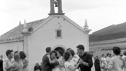La verbena de Foz (Lugo), durante las fiestas patronales de San Lorenzo, en agosto de 1960.