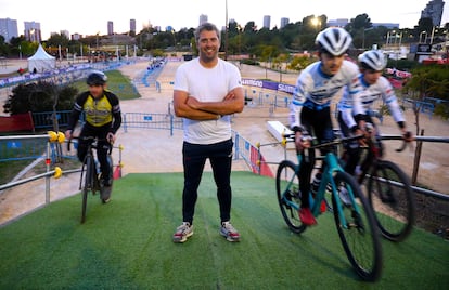 Pascual Momparler, director de carrera y seleccionador nacional, en el circuito de Benidorm el pasado viernes.