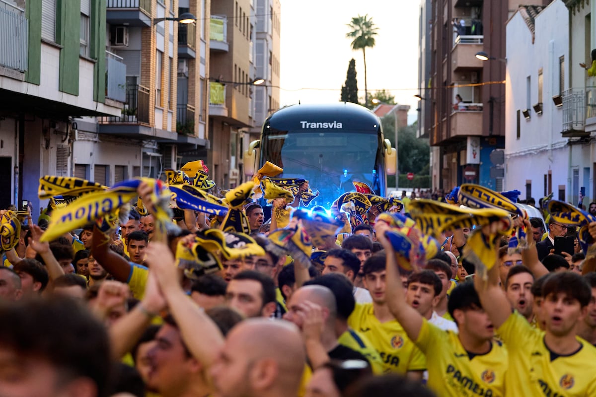 El fútbol de los aficionados de algún lugar