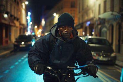 Abou Sangare, en una escena de ‘La historia de Souleymane’ (2024)