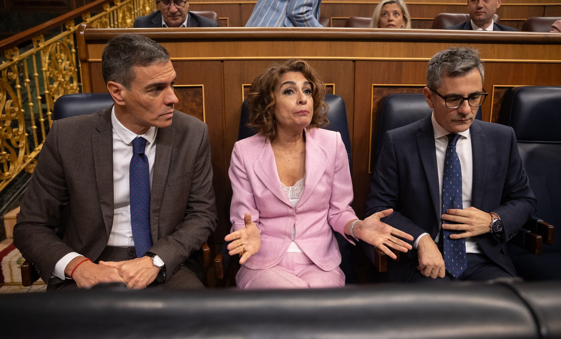Feijóo insiste en la corrupción, Sánchez en el desorden del PP y Junts ...