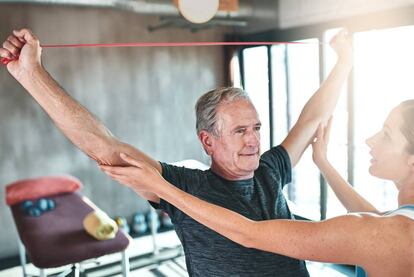 Exercise can help reduce the risk of osteoporosis.