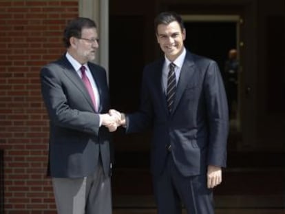 Mariano Rajoy y Pedro S&aacute;nchez en La Moncloa, el 28 de julio.
 