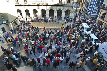 Un momento de la concentración celebrada en Durango en protesta por el asesinato de Ofelia Hernández.