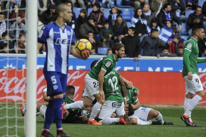 El Leganés celebra uno de sus goles al Alavés.