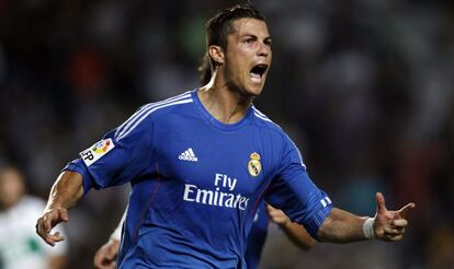 Ronaldo celebra el 1 a 2.