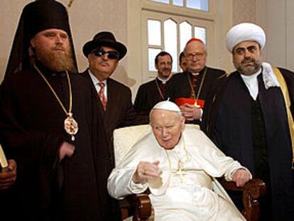 El Papa se reúne con líderes ortodoxos, judíos y musulmanes azeríes, ayer en Bakú, antes de partir a Bulgaria.