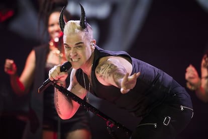 Robbie Williams, anoche en su concierto en el Sant Jordi.