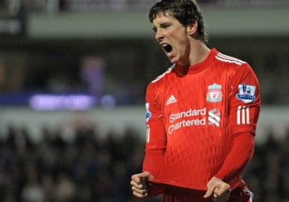 Torres, durante un partido con el Liverpool.