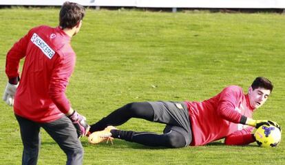 Courtois durante el entrenamiento de este Martes