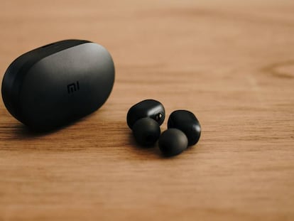 ¿Suena un crujido en tus cascos Xiaomi? No los cambies, se puede arreglar