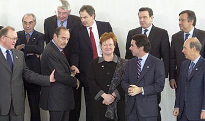 Una decena de jefes de Estado y de Gobierno de la UE, durante la cumbre de Estocolmo en marzo de 2001.