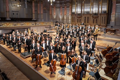 La Orquesta de la Tonhalle de Zúrich con su titular Paavo Järvi en el inicio de la temporada 24/25.