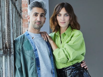 Tan France y Alexa Chung, presentadores de 'Next in Fashion'.