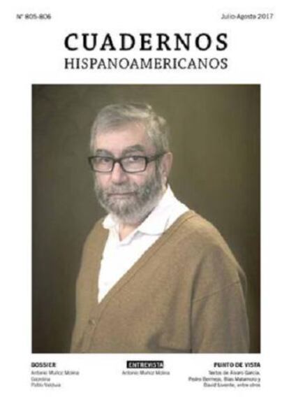 Antonio Muñoz Molina en la portada de 'Cuadernos Hispanoamericanos'.