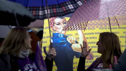 Concentración en Sevilla en el día de la mujer.