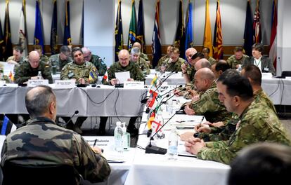 Reunión de los jefes de los ejércitos de Tierra de la OTAN en Wiesbaden (Alemania), el pasado sábado. / STEPHEN PEREZ (DVIDS)