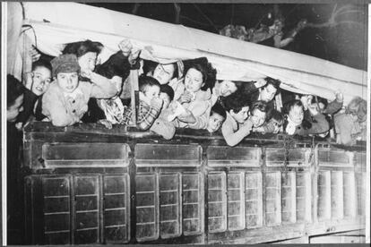 Children being evacuated from a Republican zone during the Spanish Civil War.