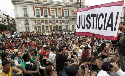 Concentrados en la Puerta del Sol, esta tarde.