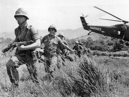 Soldados estadounidenses, durante la guerra de Vietnam.