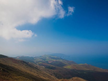 Vista panor&aacute;mica de la Bah&iacute;a de Vizcaya, Hondarribia, Pa&iacute;s Vasco 