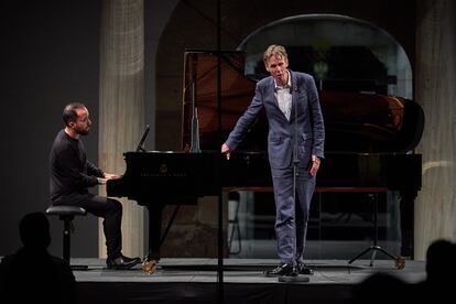 Un Ian Bostridge paradójicamente sudoroso entre las nieves y los hielos de 'Viaje de invierno'.