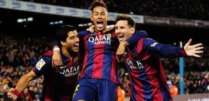 Suárez, Neymar y Messi festejan un gol ante el Atlético en enero de 2015.