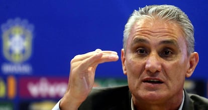 Tite divulgou os nomes na manhã desta sexta-feira.