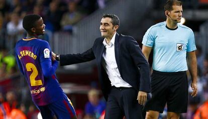 Valverde le da instrucciones Semedo durante el duelo frente al Eibar. 