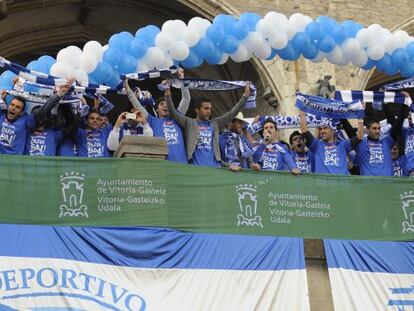 Fiesta de ascenso del Deportivo Alavés en Vitoria