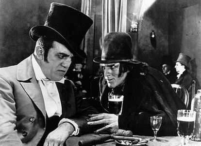 'El extraño caso del doctor Jekyll y mister Hyde', de Robert Louis Stevenson, es una de las pesadillas del XIX más versionadas en la literatura, el cine y la televisión. En la imagen, la versión cinematográfica protagonizada por John Barrymore en 1920.