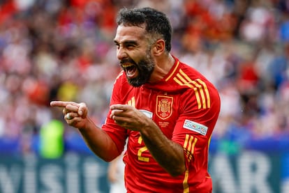 Dani Carvajal celebra su gol a Croacia en el Olímpico de Berlín.