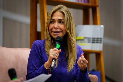 Diana Calderón autora del libro  ‘El Mundo según Brigitte’, en la FILBO. Bogotá, 20 de abril de 2024.