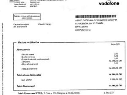 Carta de Vodafone con la devolución de parte de la factura de teléfono.