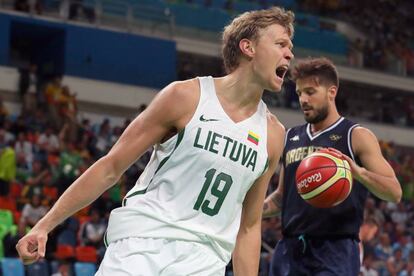 Kuzminskas, el artífice de la victoria lituana.