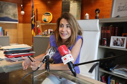 Raquel Sánchez, the mayor of Gavà, will hold the transportation portfolio.