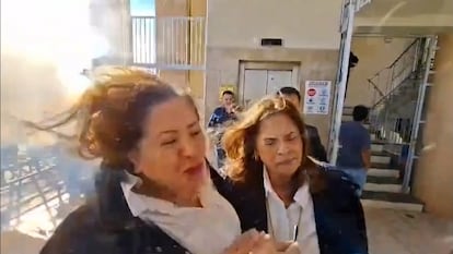 El momento en que un artefacto explosivo alcanza a una diputada del Partido Nacional de Honduras