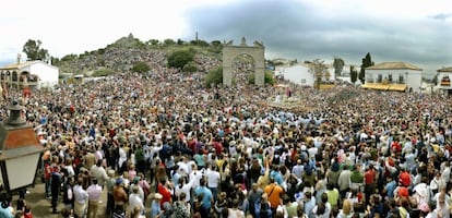 Imagen de la romería de la Virgen de la Cabeza en 2010.