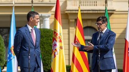 Pedro Sánchez y Salvador Illa en el Palau de Pedralbes el pasado junio.
