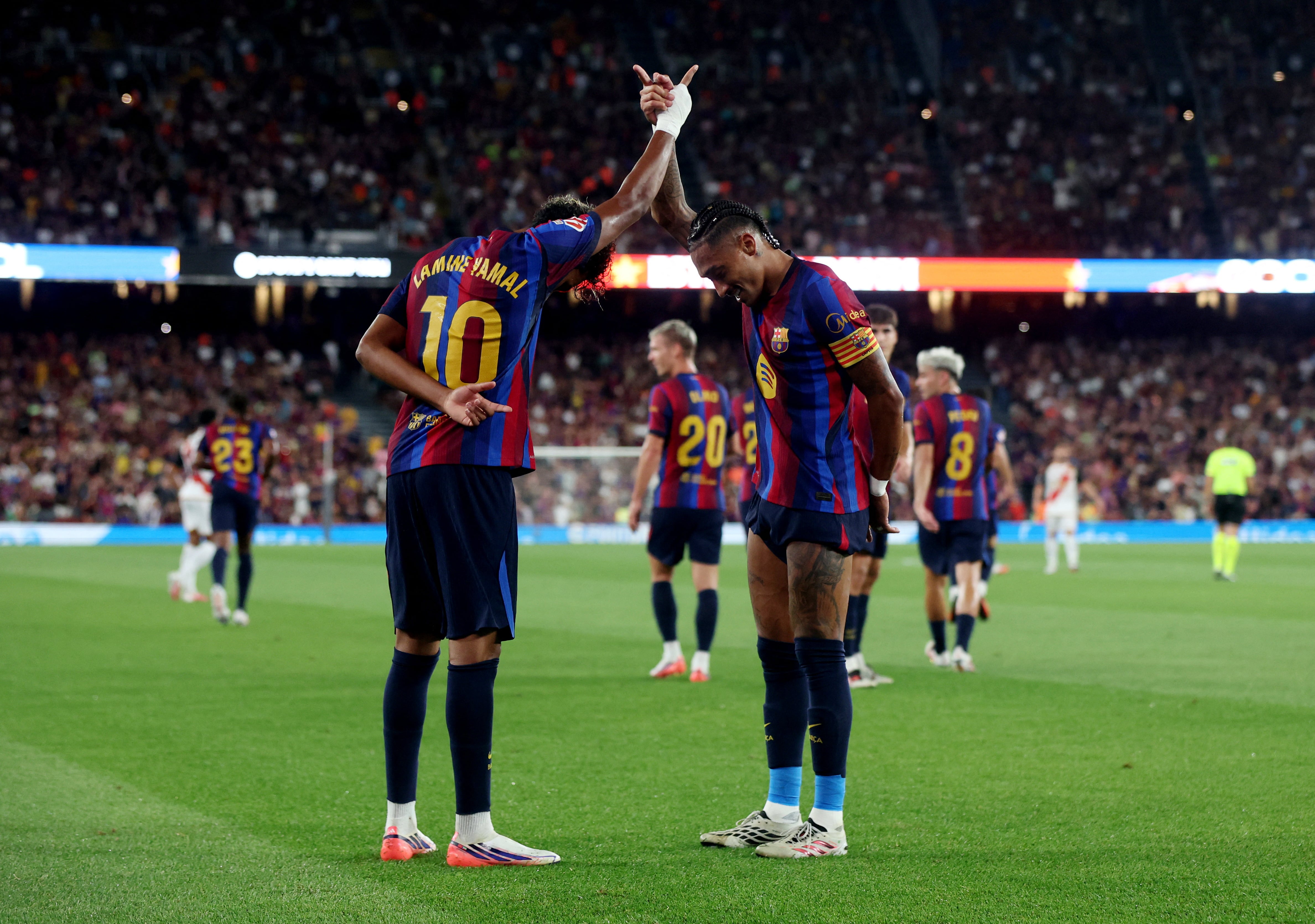 Barcelona - Rayo Vallecano en directo | El Barça gana al descanso tras empezar por debajo en el marcador