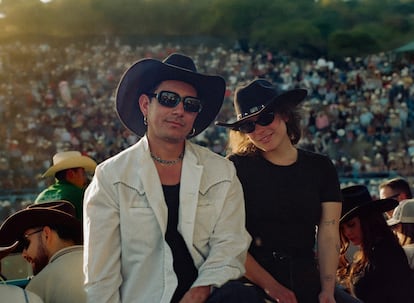 Efraín Mojica y Rebecca Zweig.