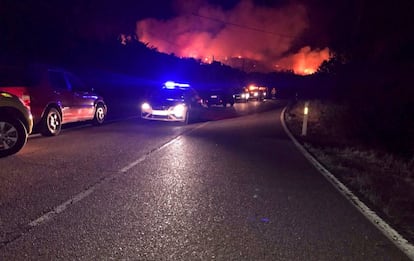 Un incendio forestal se ha registrado esta noche en una zona arbolada del término municipal del Berrueco, Madrid, y las autoridades han activado el nivel 1 por su proximidad a zona de viviendas. 