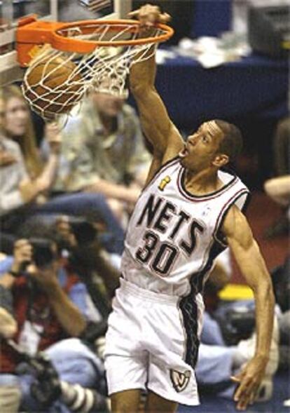 Kerry Kittles, de los Nets, durante el cuarto partido contra los Spurs.