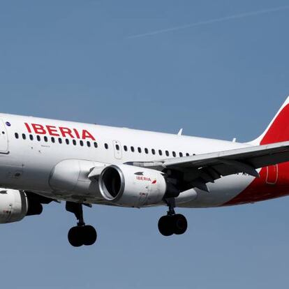 Imagen de un avión de Iberia. 