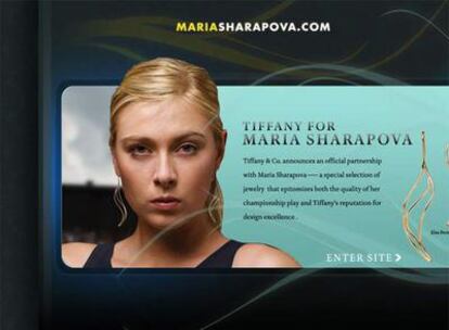 La página web de Sharapova en la que muestra los pendientes.