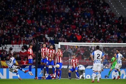 El gol del Isak al Atlético en el partido de Liga de finales de octubre en el Wanda.