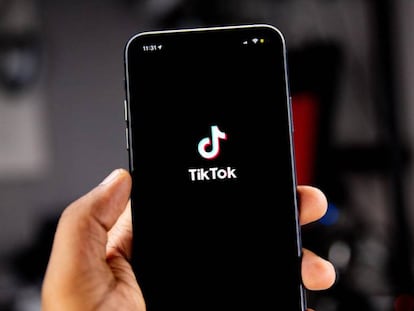 TikTok limitará por defecto el tiempo de uso de pantalla para los adolescentes