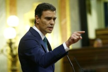 Socialist leader Pedro Sánchez is talking tough on corruption but refusing to sign a deal with the ruling PP.