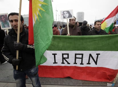 Manifestación a favor de los derechos humanos en Irán ante la sede de la ONU en Ginebra.