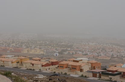 La calima en el Puerto del Rosario (Fuerteventura), el pasado 13 de febrero.